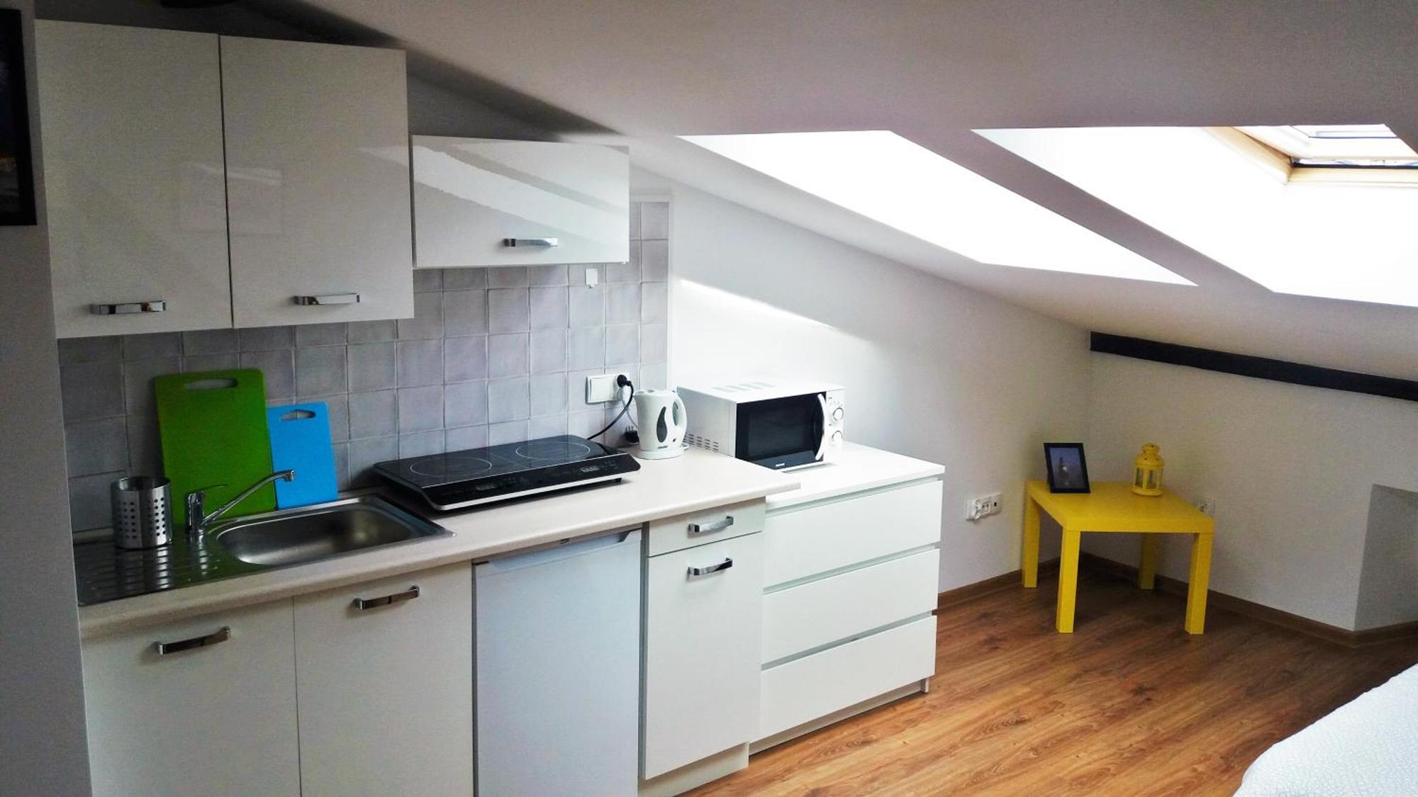 Nice Attic Studio Close To Old Town Air Conditioning - Klimatyzacja Krakkó Kültér fotó